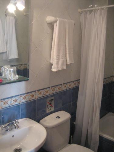 Hostal Plaza Ruiz Ceuta Quarto foto